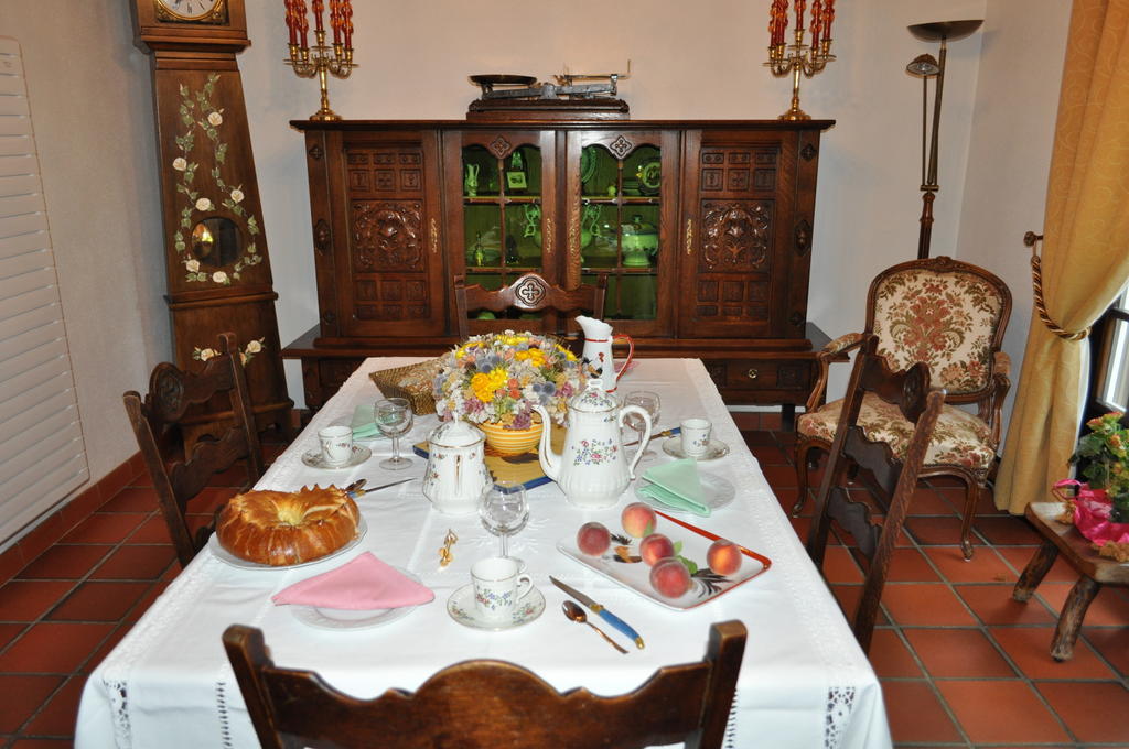 Hotel-Logis La Coraline Gannat Zimmer foto