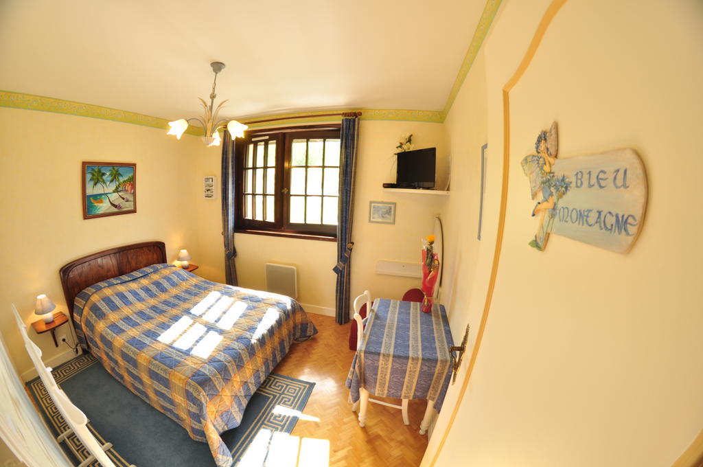 Hotel-Logis La Coraline Gannat Zimmer foto